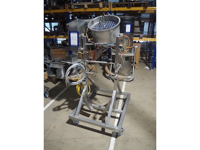 Nn egg cutter - afbeelding 1 van  8