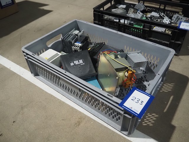 Nn electric parts - afbeelding 1 van  4