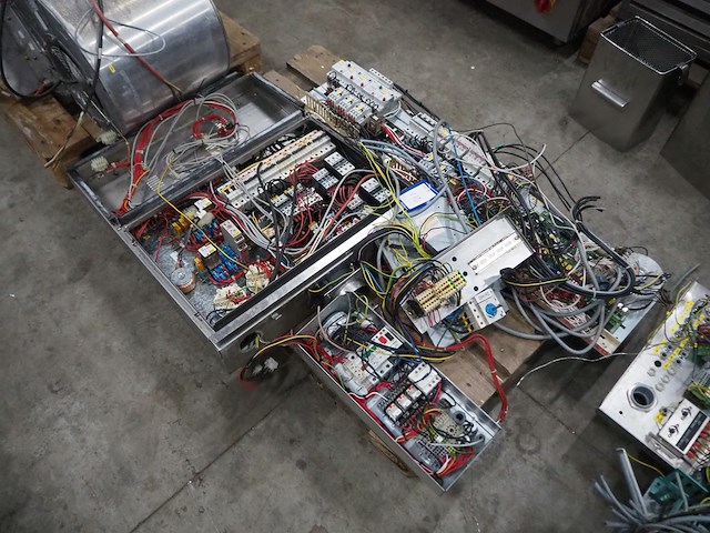 Nn electrical parts - afbeelding 3 van  3