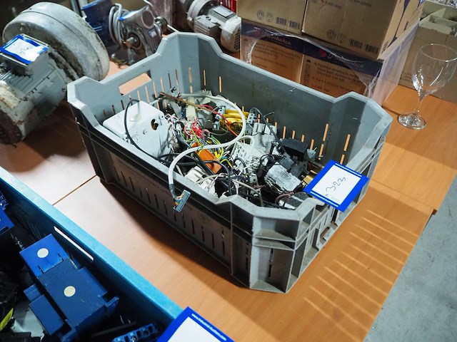 Nn electrical parts - afbeelding 2 van  3