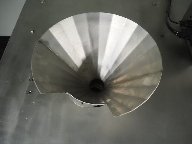 Nn fill-, form,- and seal machine - afbeelding 13 van  17