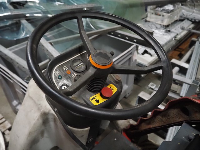 Nn floor scrubbing machine - afbeelding 5 van  12