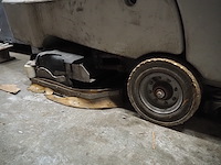 Nn floor scrubbing machine - afbeelding 8 van  12