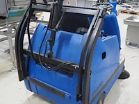 Nn floor scrubbing machine - afbeelding 7 van  13