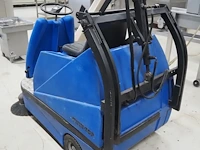 Nn floor scrubbing machine - afbeelding 8 van  13