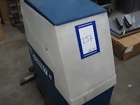 Nn floor scrubbing machine - afbeelding 5 van  12