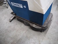 Nn floor scrubbing machine - afbeelding 11 van  12
