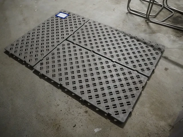 Nn floor tiles - afbeelding 3 van  4