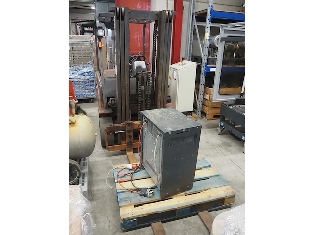 Nn forklift - afbeelding 9 van  16