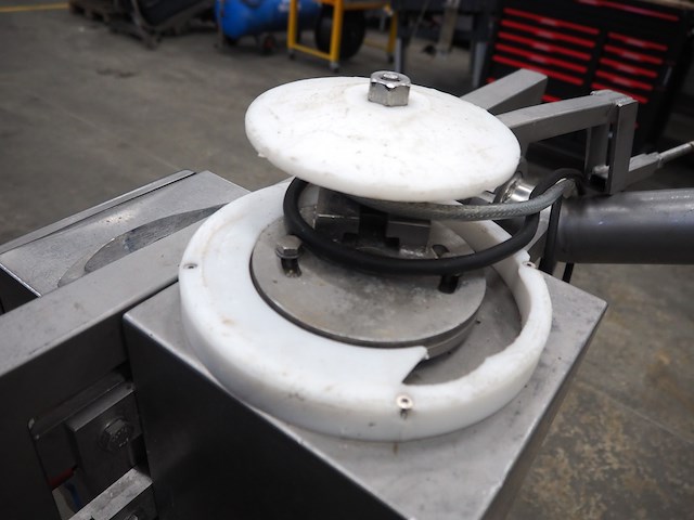 Nn forming machine - afbeelding 2 van  11