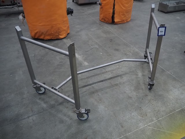 Nn frame for curved conveyor - afbeelding 1 van  4