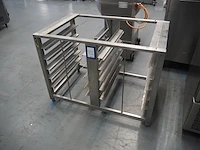 Nn frame for oven