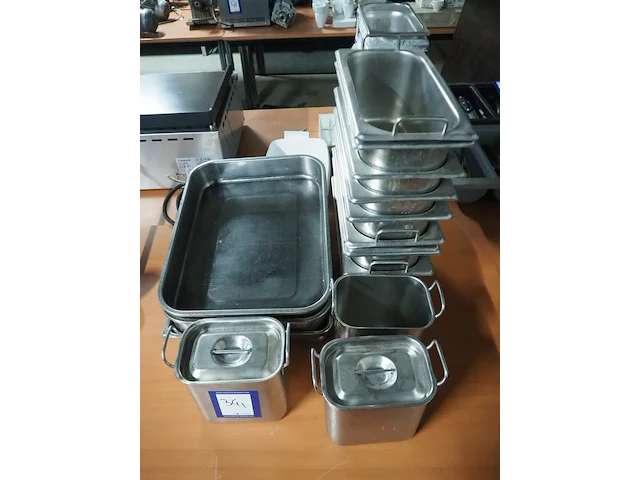 Nn gastronorm pans and food storage containers - afbeelding 3 van  4