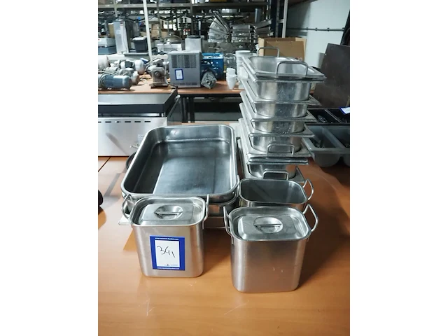 Nn gastronorm pans and food storage containers - afbeelding 4 van  4
