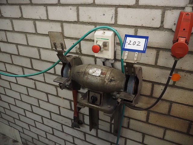 Nn grinding machine - afbeelding 1 van  6