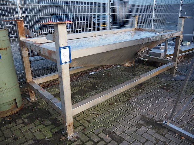 Nn gutter - afbeelding 1 van  4