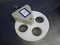 Nn hamburger forming attachment