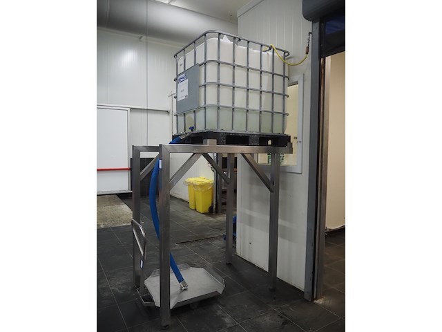 Nn ibc tank - afbeelding 5 van  11