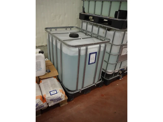Nn ibc tanks - afbeelding 3 van  7