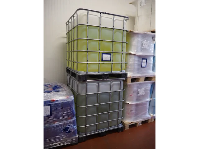 Nn ibc tanks - afbeelding 1 van  9
