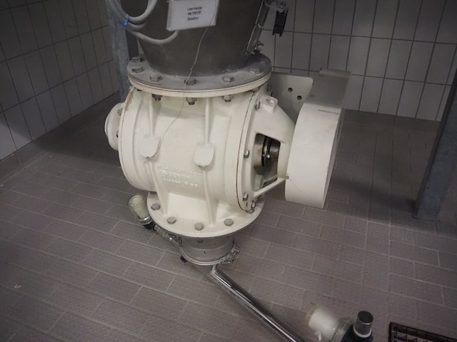 Nn infeed storage installation - afbeelding 31 van  50