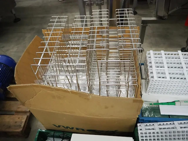 Nn laboratory equipment - afbeelding 7 van  7