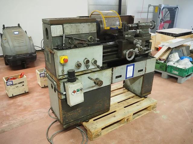 Nn lathe - afbeelding 1 van  12