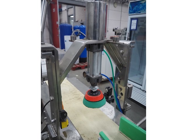 Nn lid closing machine - afbeelding 10 van  12