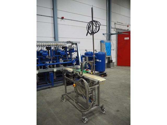 Nn lid closing machine - afbeelding 5 van  11