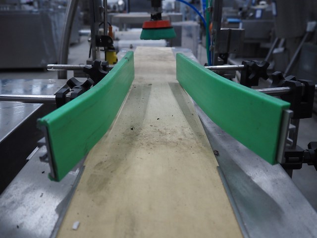 Nn lid closing machine - afbeelding 8 van  11