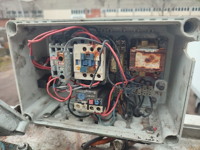 Nn lifter for 200 liter meat bins - afbeelding 4 van  12