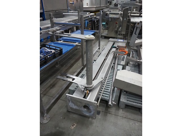 Nn lifter for meat bins - afbeelding 1 van  6