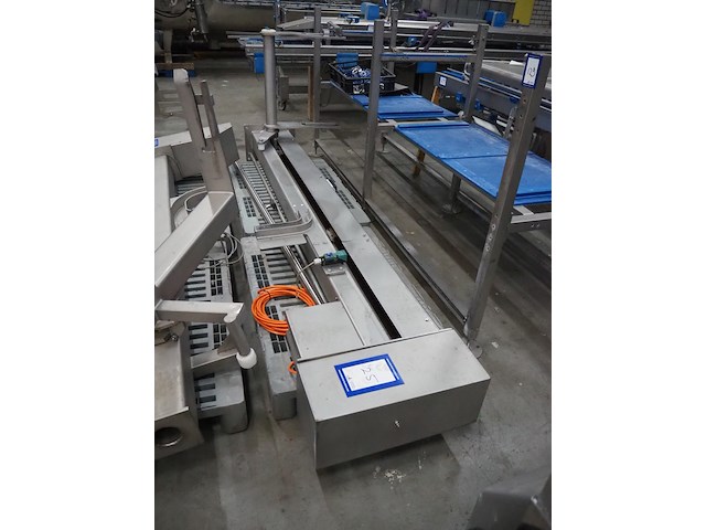 Nn lifter for meat bins - afbeelding 2 van  6