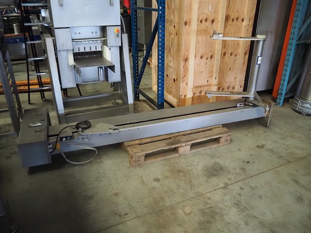 Nn lifter for meat bins - afbeelding 2 van  6
