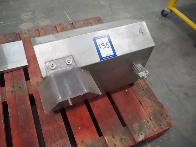 Nn machine part - afbeelding 2 van  7