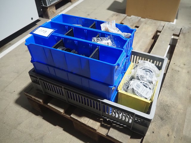 Nn machine parts - afbeelding 2 van  9