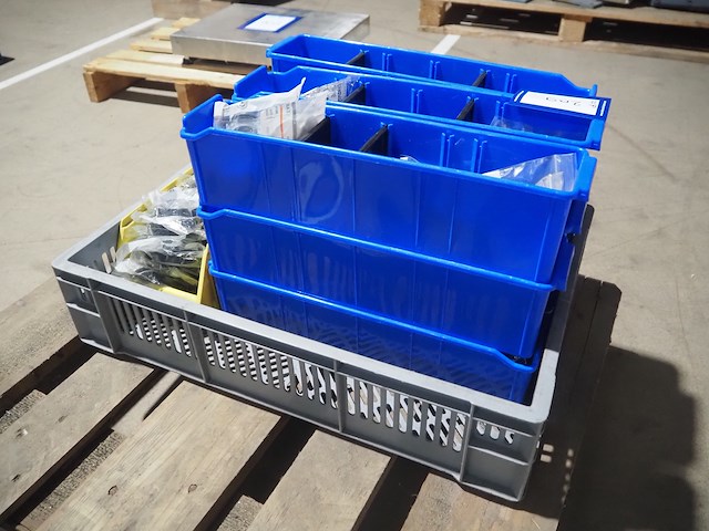 Nn machine parts - afbeelding 4 van  9