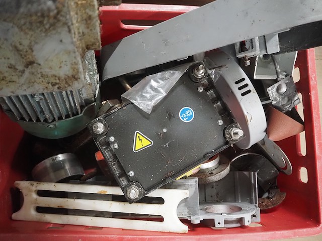 Nn machine parts - afbeelding 5 van  5