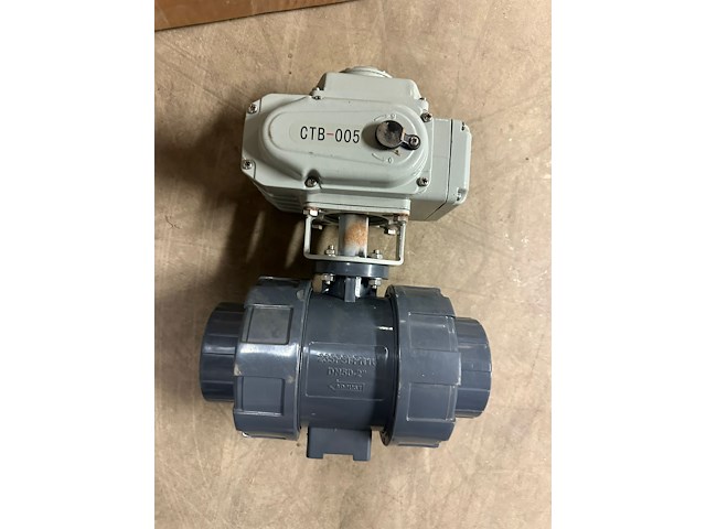 Nn machine parts. - afbeelding 4 van  5