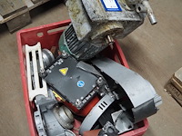 Nn machine parts - afbeelding 1 van  7