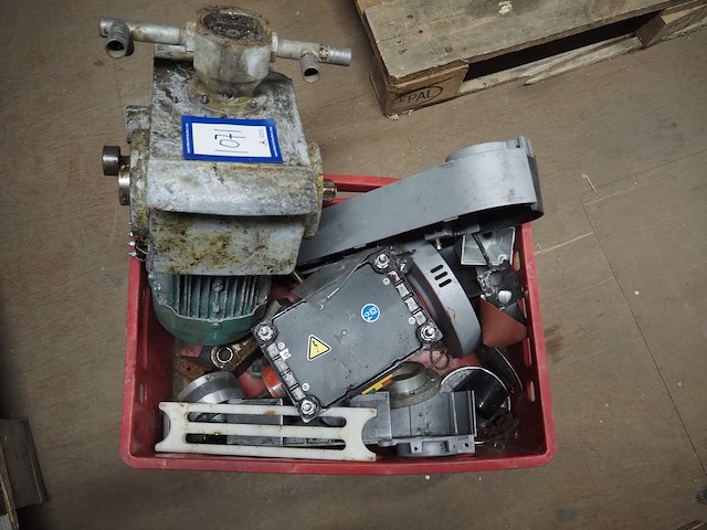 Nn machine parts - afbeelding 5 van  7