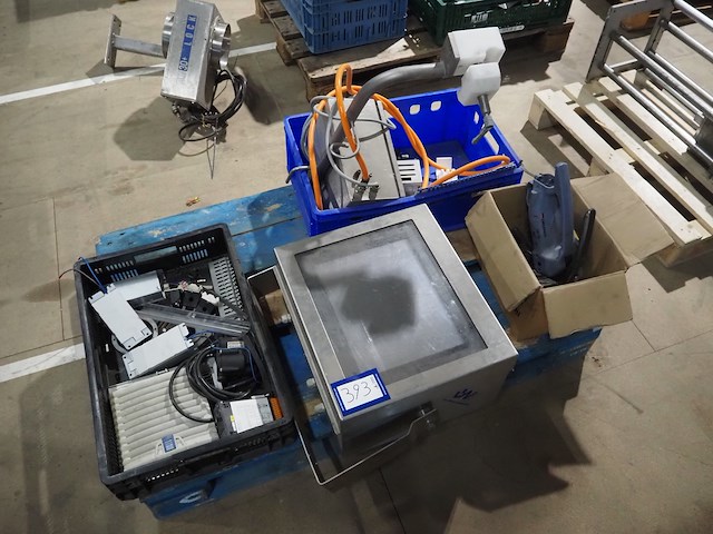 Nn machine parts - afbeelding 1 van  15