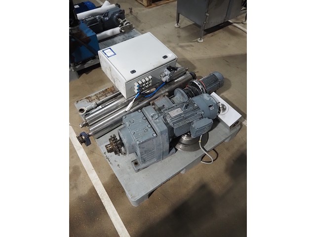 Nn machine parts - afbeelding 1 van  11