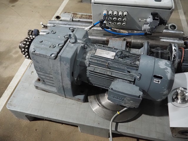 Nn machine parts - afbeelding 7 van  11