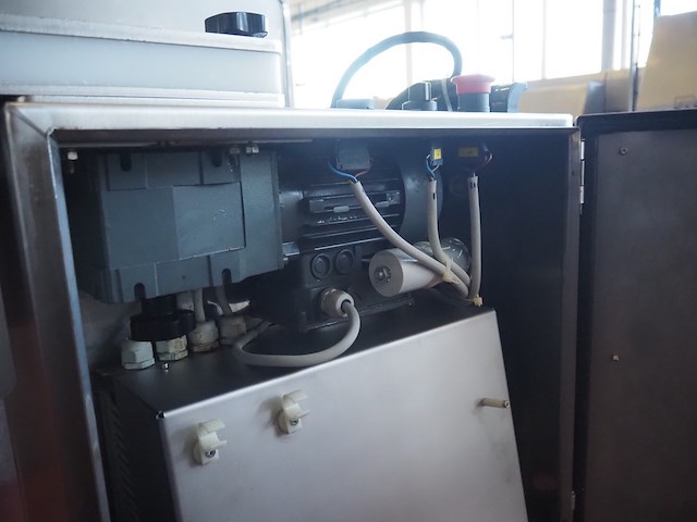 Nn meat ball forming machine - afbeelding 2 van  11