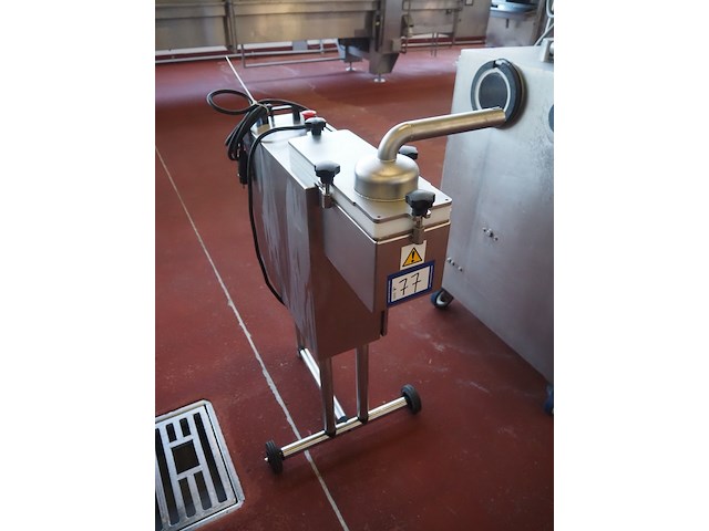 Nn meat ball forming machine - afbeelding 4 van  11