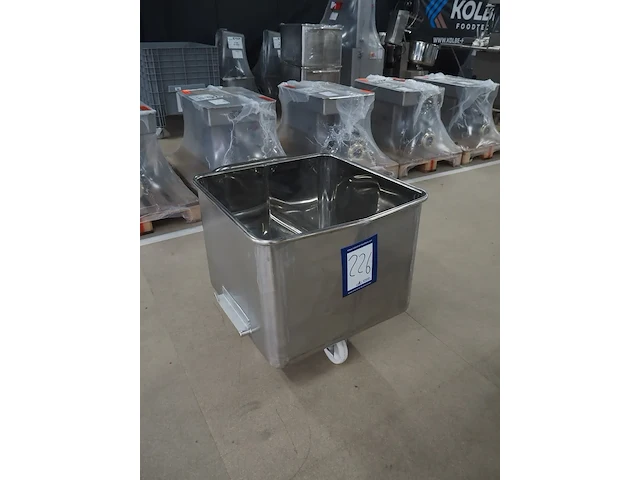 Nn meat bin - afbeelding 1 van  6