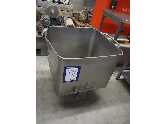 Nn meat bin - afbeelding 1 van  8