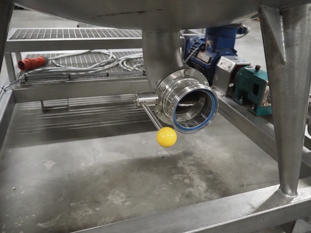 Nn mixing tank - afbeelding 12 van  12