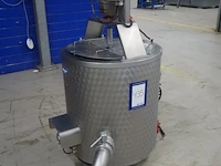 Nn mixing tank